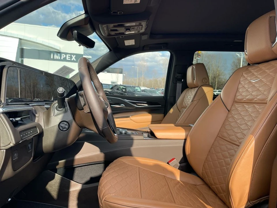 2023 Cadillac Escalade 5th Gen - Image 9 of 12
