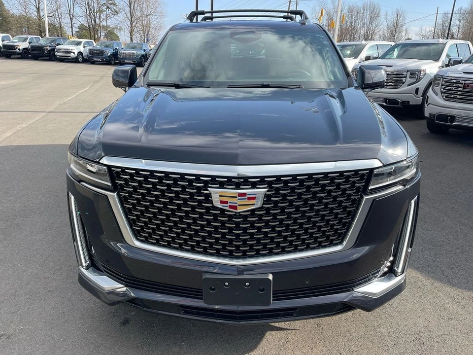 2023 Cadillac Escalade 5th Gen - Image 8 of 12
