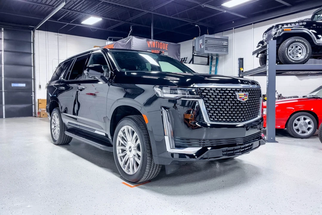 2023 Cadillac Escalade 5th Gen - Image 8 of 31