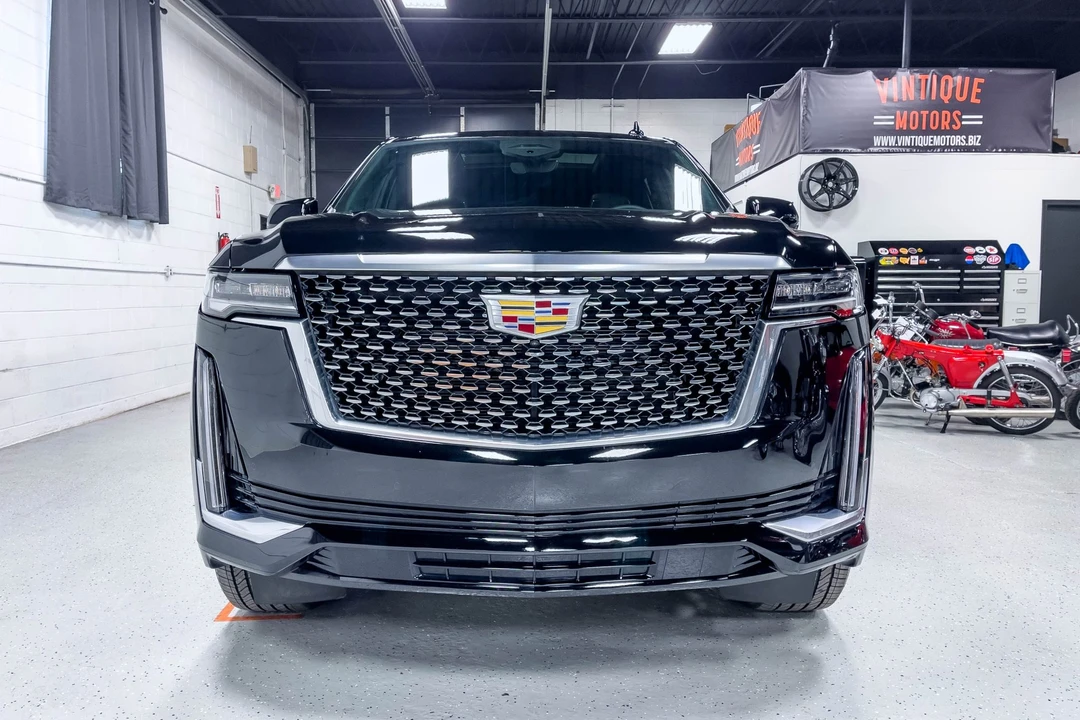 2023 Cadillac Escalade 5th Gen - Image 2 of 31