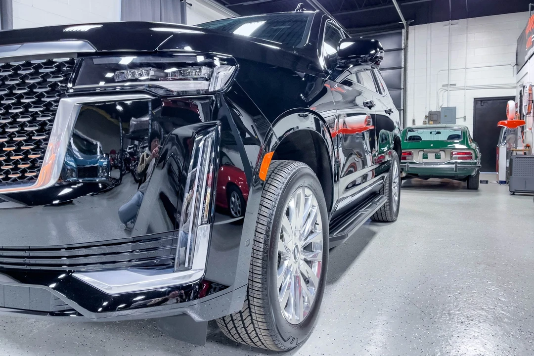 2023 Cadillac Escalade 5th Gen - Image 31 of 31