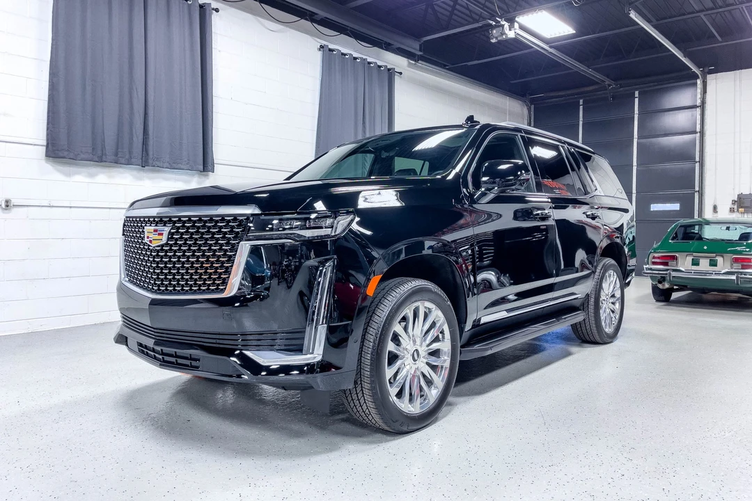 2023 Cadillac Escalade 5th Gen - Image 3 of 31