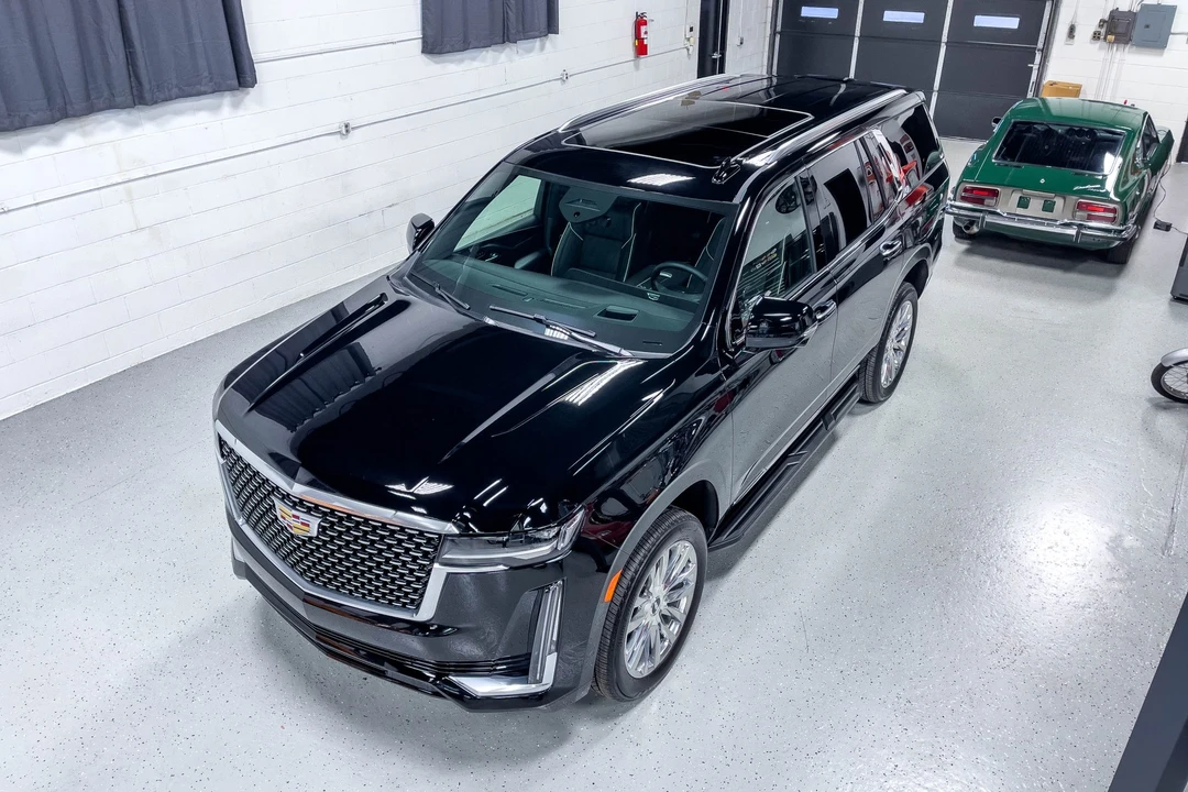2023 Cadillac Escalade 5th Gen - Image 10 of 31