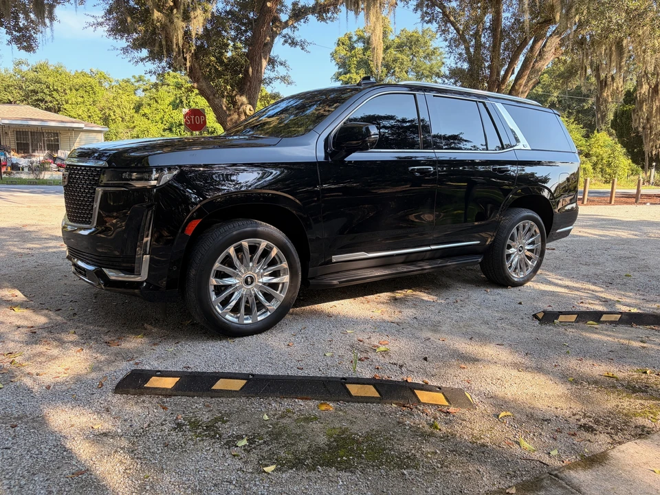 2023 Cadillac Escalade 5th Gen - Image 5 of 31