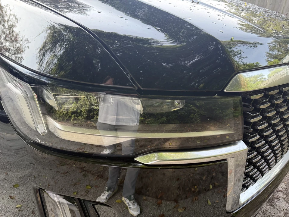 2023 Cadillac Escalade 5th Gen - Image 23 of 31