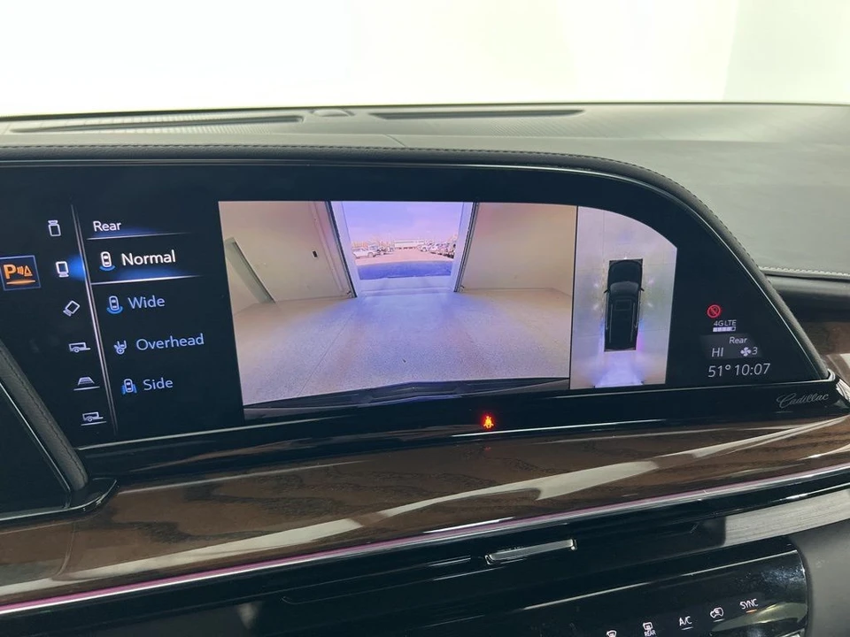 2023 Cadillac Escalade 5th Gen - Image 14 of 21