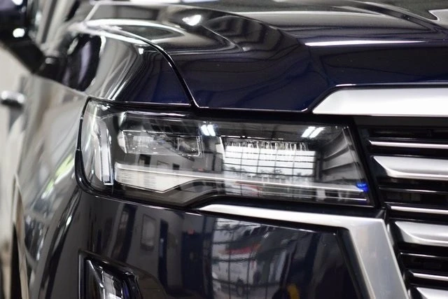 2023 Cadillac Escalade 5th Gen - Image 12 of 12
