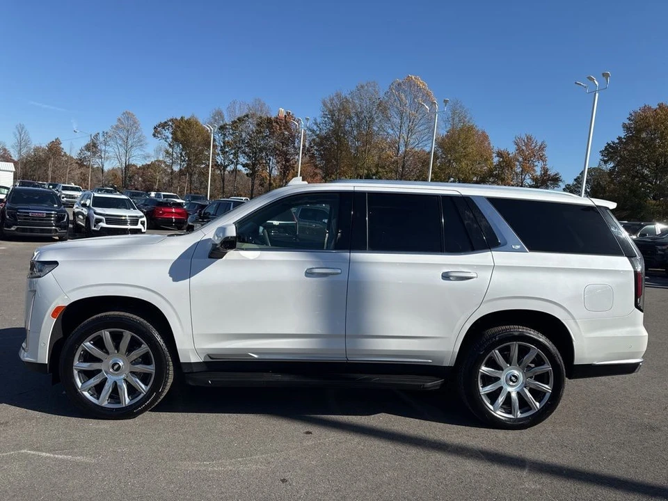 2023 Cadillac Escalade 5th Gen - Image 2 of 12
