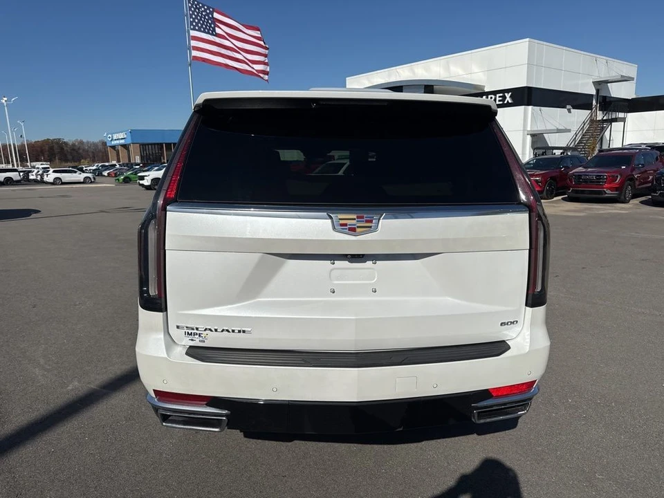 2023 Cadillac Escalade 5th Gen - Image 4 of 12