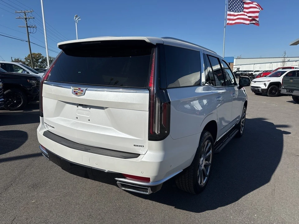 2023 Cadillac Escalade 5th Gen - Image 5 of 12