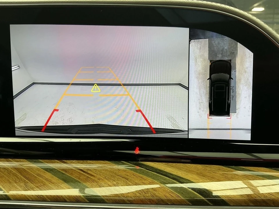 2023 Cadillac Escalade 5th Gen - Image 9 of 12