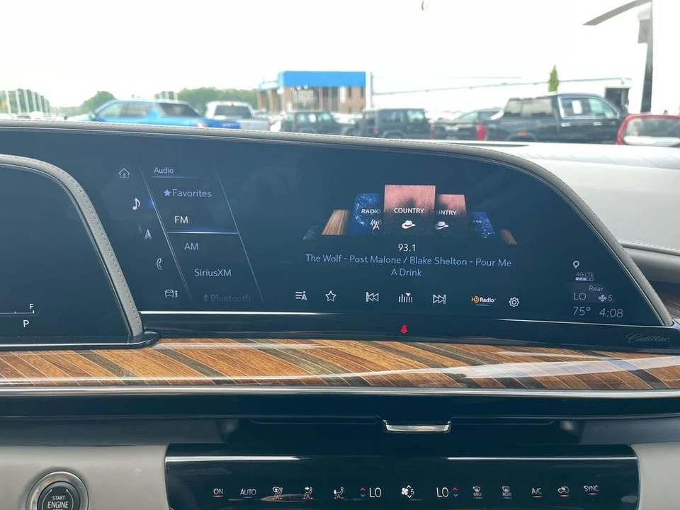 2023 Cadillac Escalade 5th Gen - Image 20 of 21