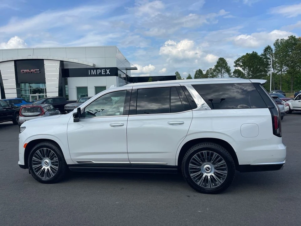2023 Cadillac Escalade 5th Gen - Image 2 of 12