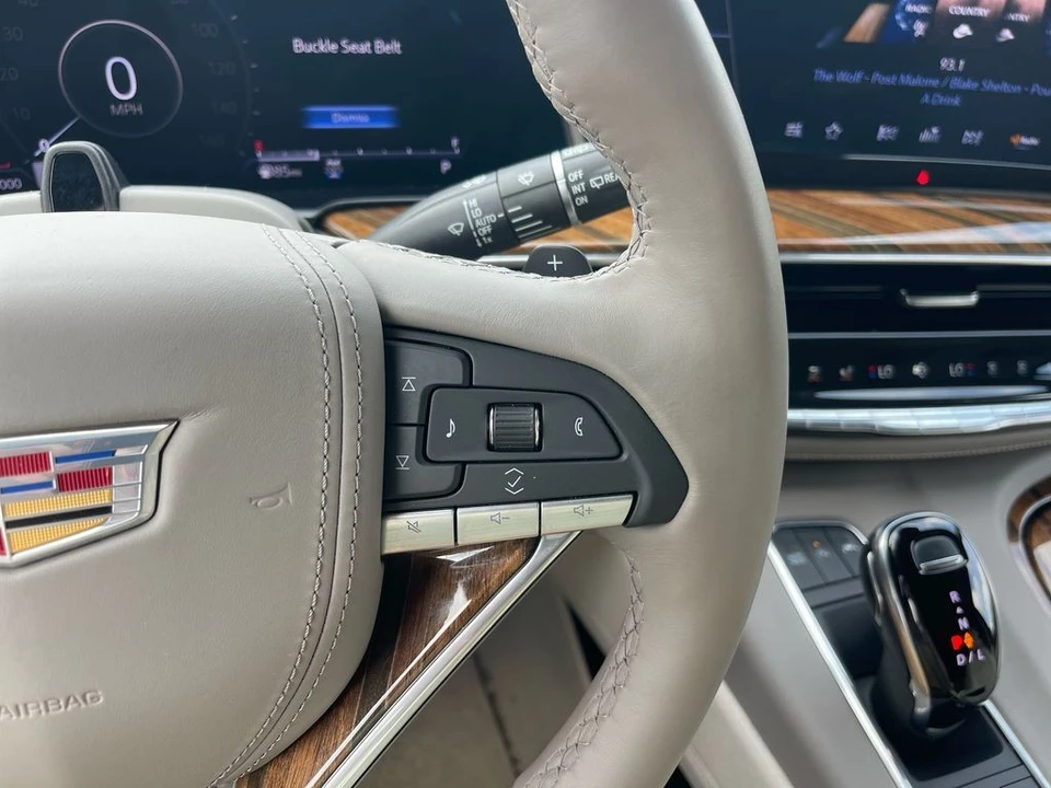 2023 Cadillac Escalade 5th Gen - Image 18 of 21