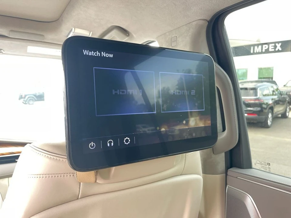2023 Cadillac Escalade 5th Gen - Image 15 of 21