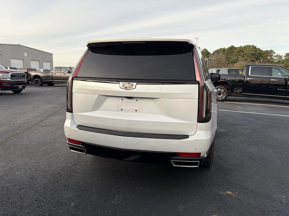 2023 Cadillac Escalade 5th Gen - Image 5 of 12