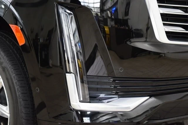 2023 Cadillac Escalade 5th Gen - Image 14 of 21