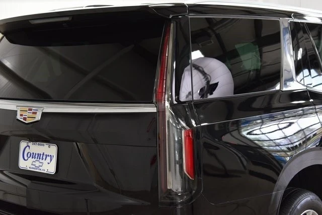 2023 Cadillac Escalade 5th Gen - Image 19 of 21