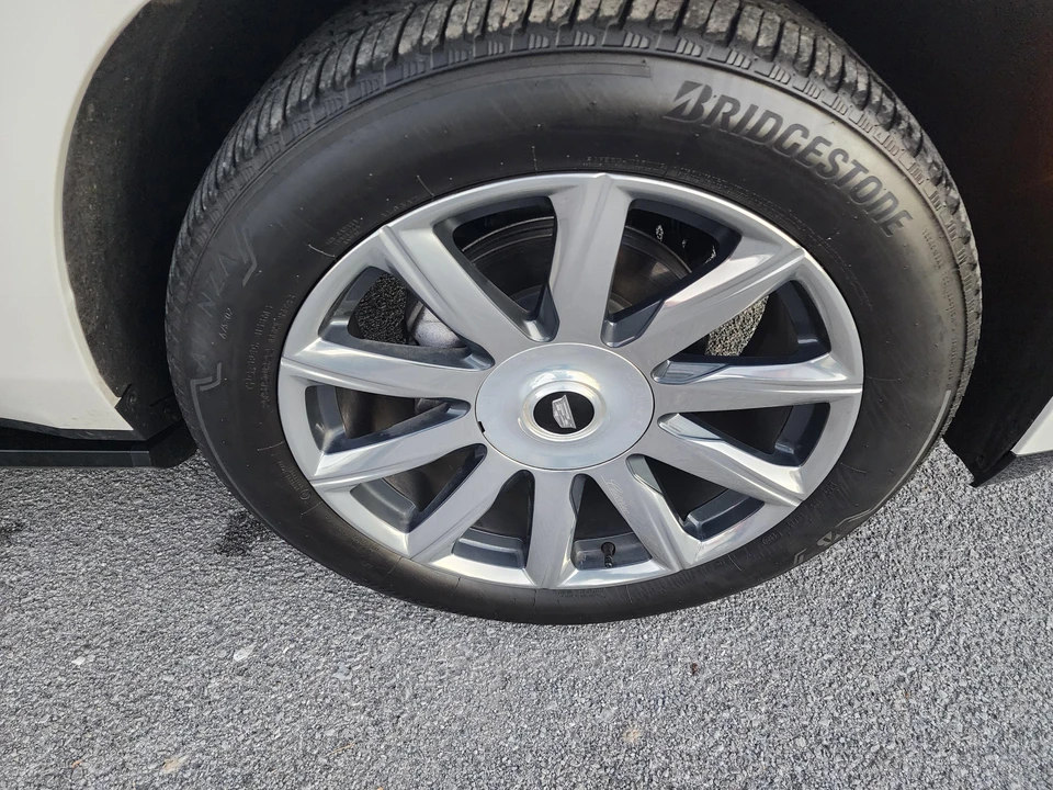 2023 Cadillac Escalade 5th Gen - Image 31 of 31