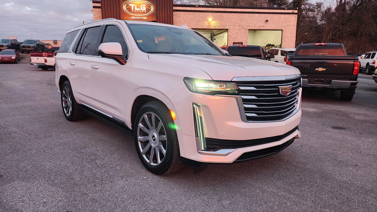 2023 Cadillac Escalade 5th Gen - Image 18 of 31