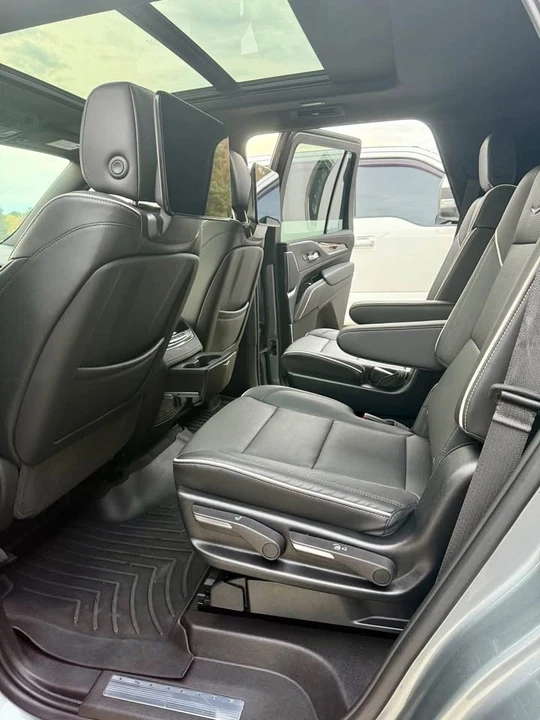 2023 Cadillac Escalade 5th Gen - Image 5 of 10