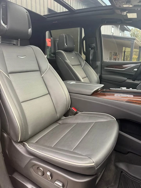2023 Cadillac Escalade 5th Gen - Image 4 of 10