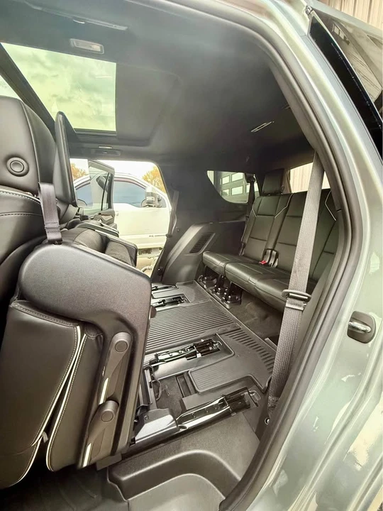 2023 Cadillac Escalade 5th Gen - Image 6 of 8