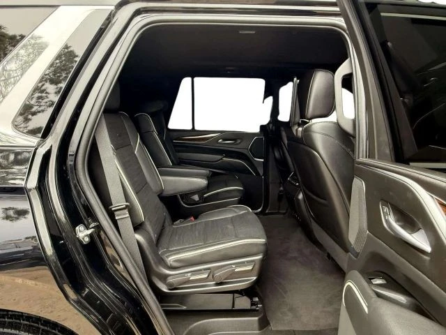 2023 Cadillac Escalade 5th Gen - Image 19 of 20