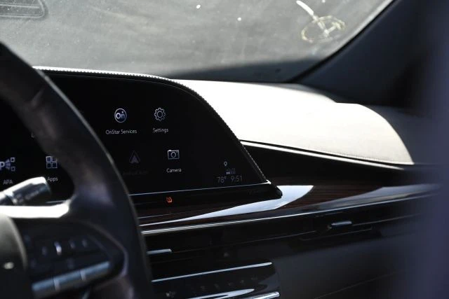 2023 Cadillac Escalade 5th Gen - Image 14 of 21