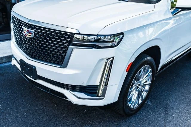 2023 Cadillac Escalade 5th Gen - Image 5 of 21