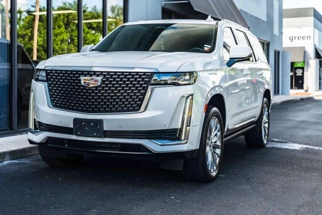 2023 Cadillac Escalade 5th Gen - Image 2 of 21