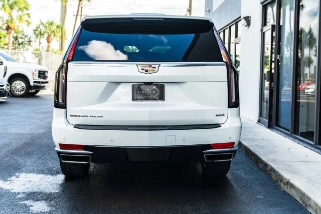 2023 Cadillac Escalade 5th Gen - Image 13 of 21
