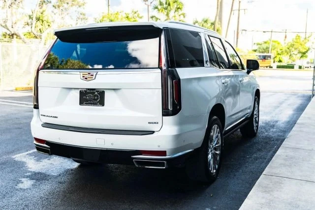 2023 Cadillac Escalade 5th Gen - Image 14 of 21