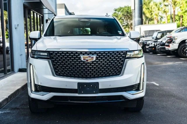 2023 Cadillac Escalade 5th Gen - Image 2 of 21