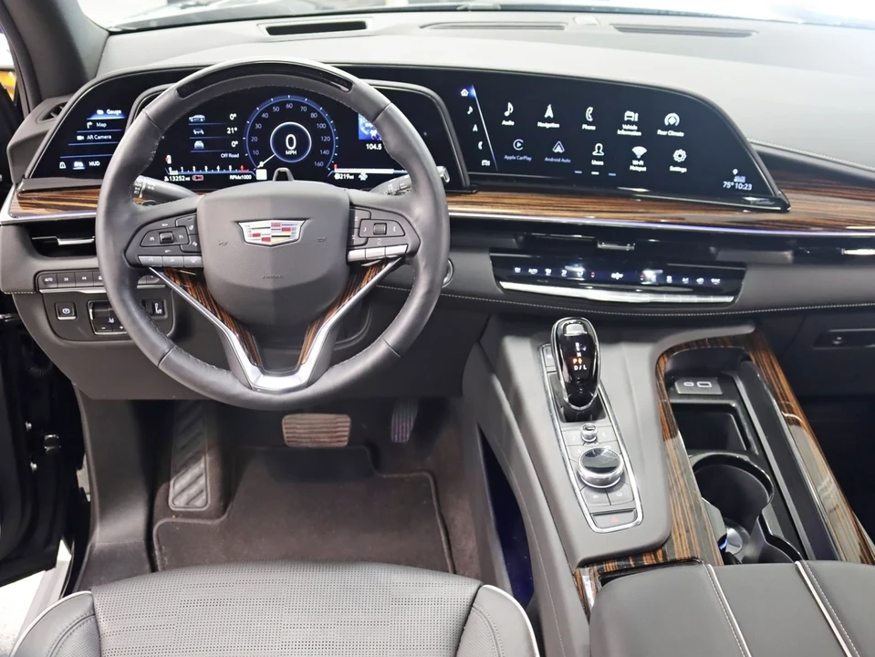 2023 Cadillac Escalade 5th Gen - Image 15 of 21