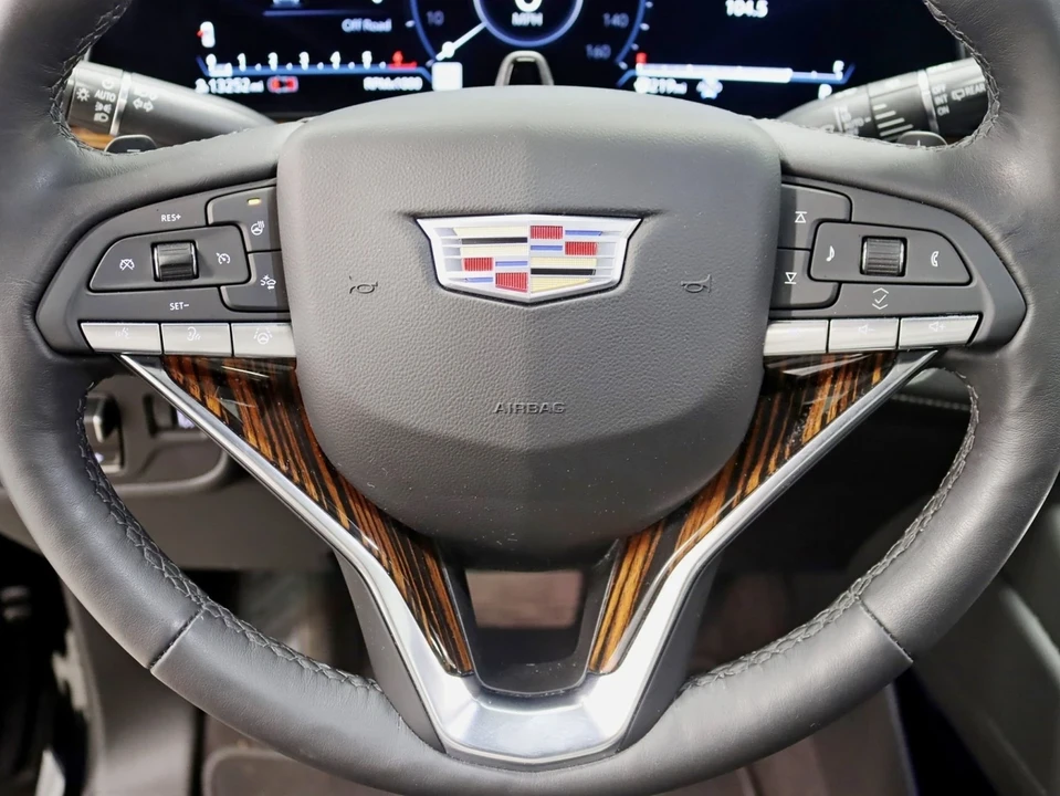 2023 Cadillac Escalade 5th Gen - Image 18 of 21