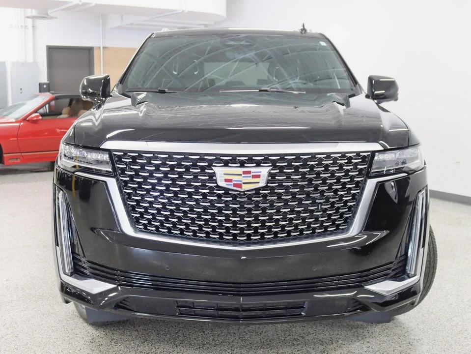 2023 Cadillac Escalade 5th Gen - Image 8 of 21
