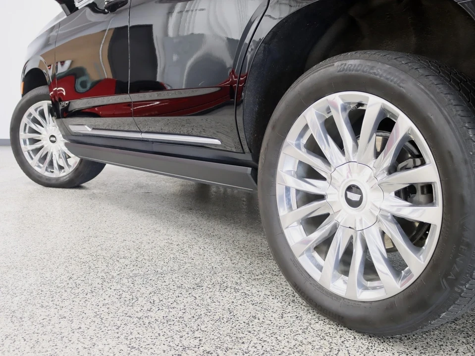 2023 Cadillac Escalade 5th Gen - Image 12 of 21