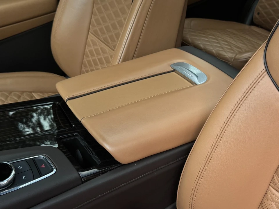 2023 Cadillac Escalade 5th Gen - Image 13 of 21