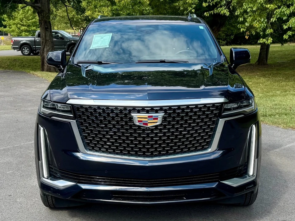 2023 Cadillac Escalade 5th Gen - Image 5 of 12