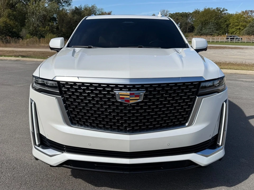 2023 Cadillac Escalade 5th Gen - Image 5 of 12