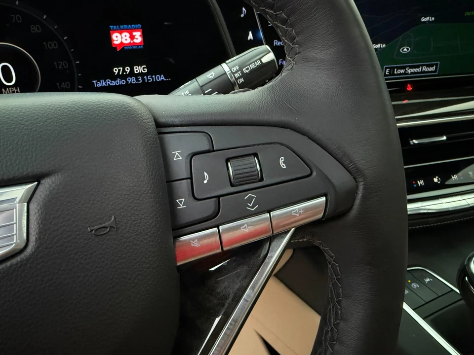 2023 Cadillac Escalade 5th Gen - Image 13 of 21