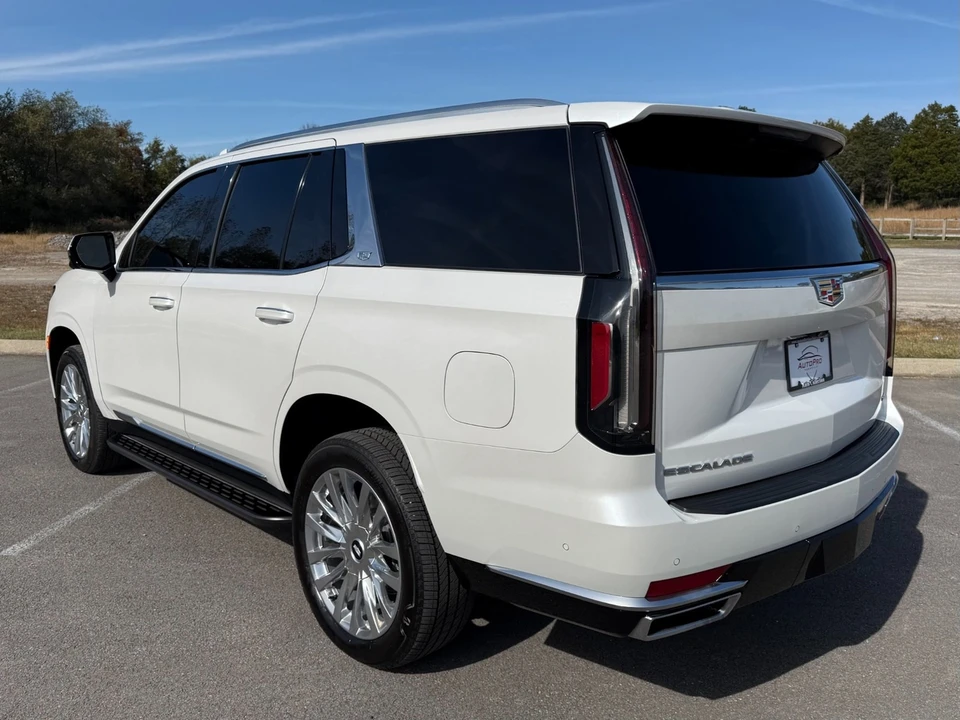 2023 Cadillac Escalade 5th Gen - Image 4 of 12