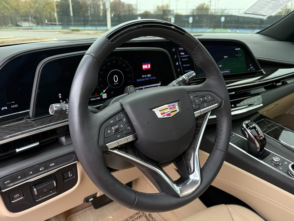 2023 Cadillac Escalade 5th Gen - Image 11 of 12