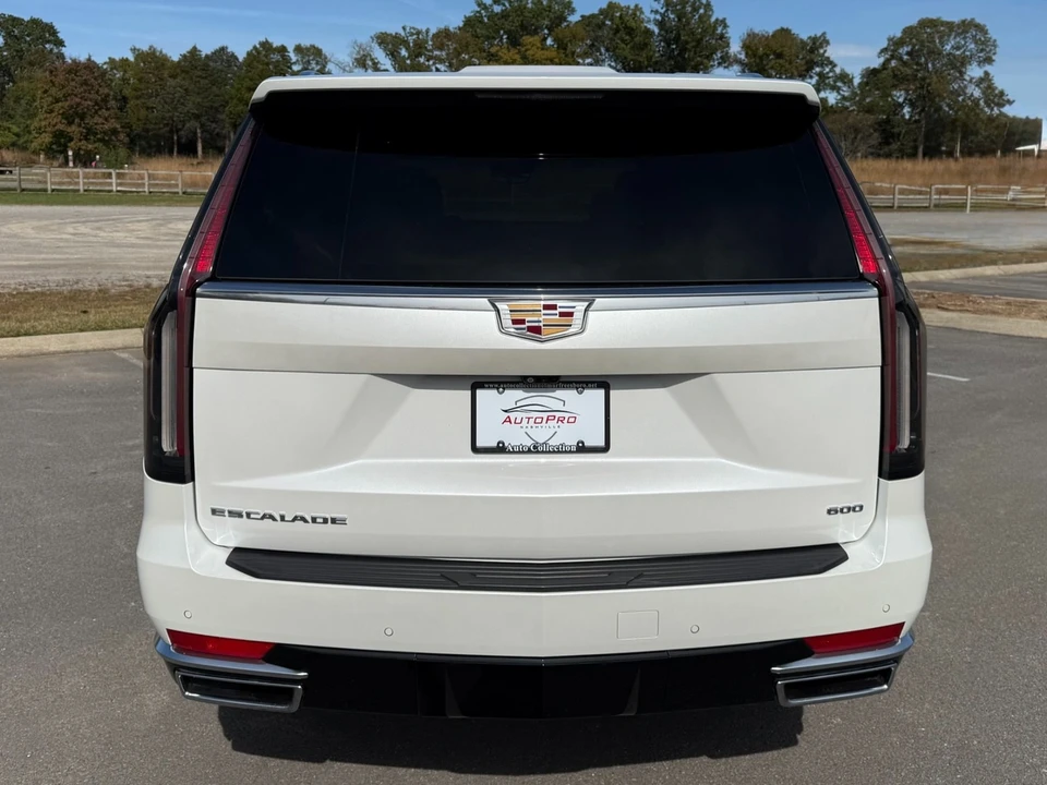 2023 Cadillac Escalade 5th Gen - Image 6 of 12