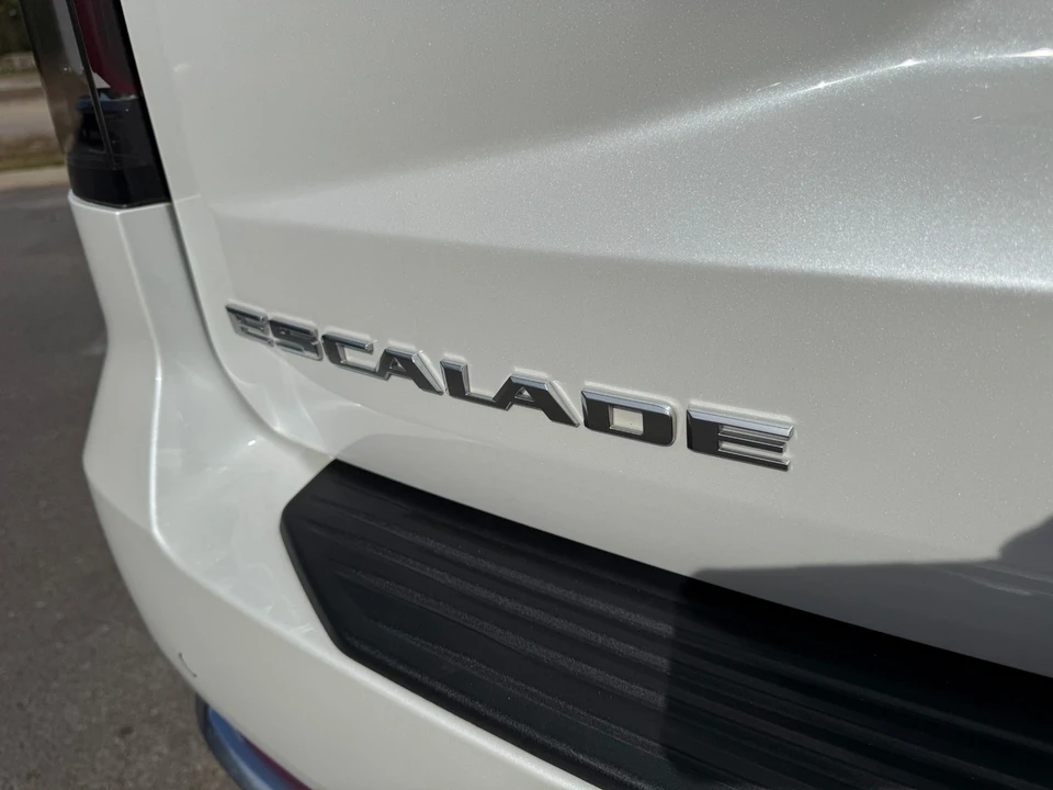 2023 Cadillac Escalade 5th Gen - Image 12 of 12