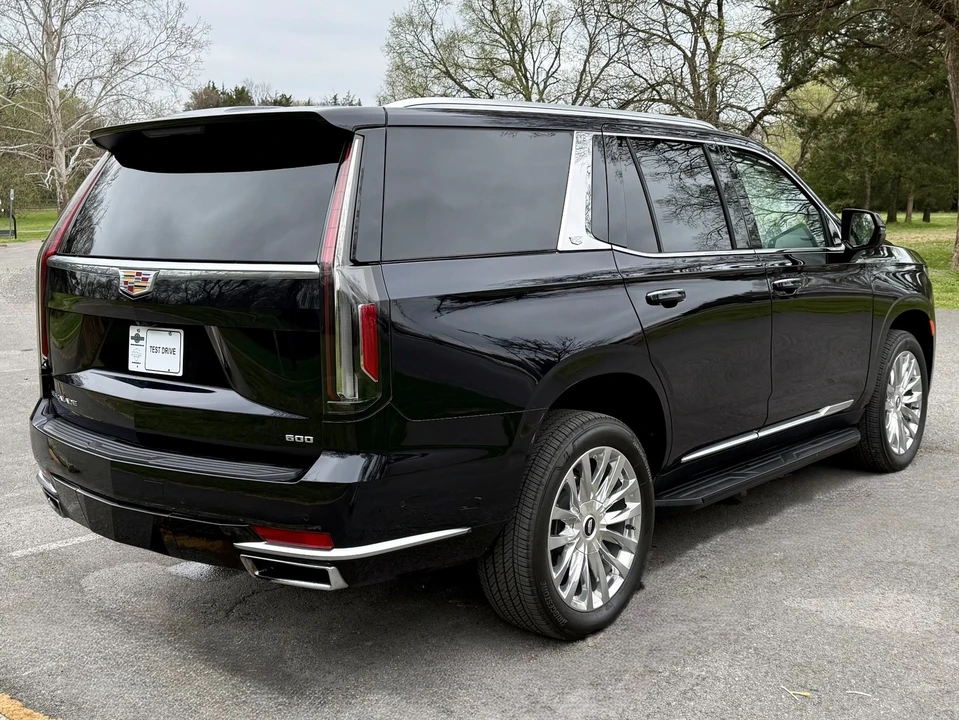 2023 Cadillac Escalade 5th Gen - Image 3 of 21