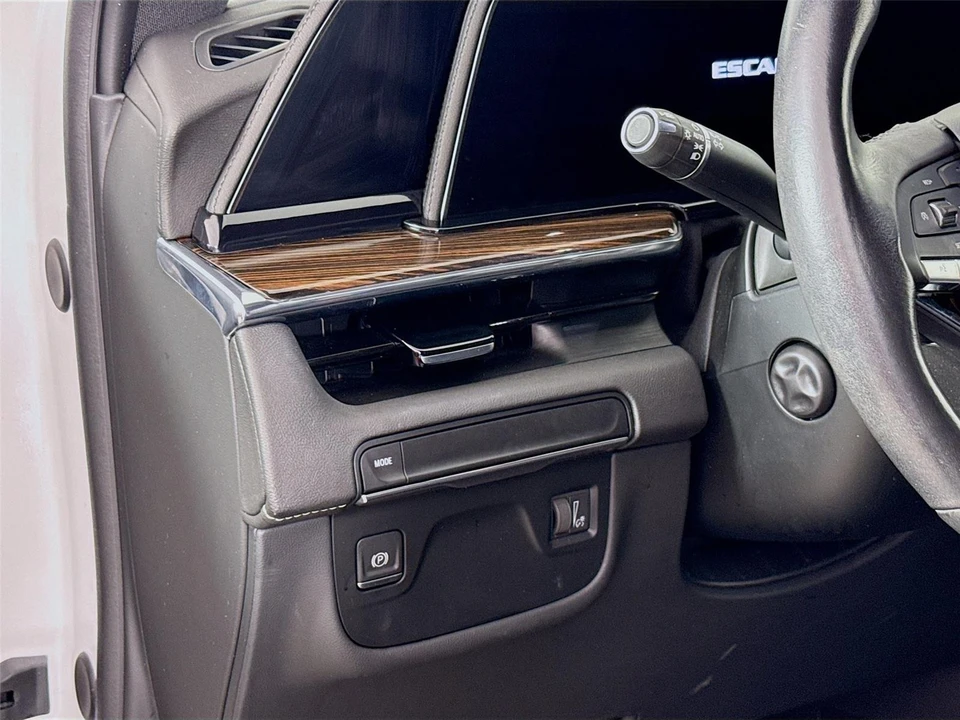 2023 Cadillac Escalade 5th Gen - Image 7 of 14