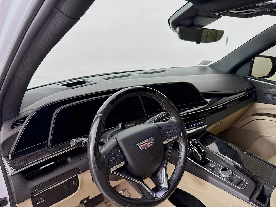 2023 Cadillac Escalade 5th Gen - Image 9 of 21