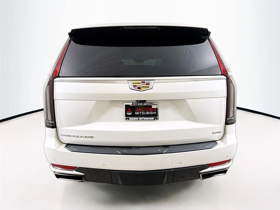 2023 Cadillac Escalade 5th Gen - Image 9 of 14